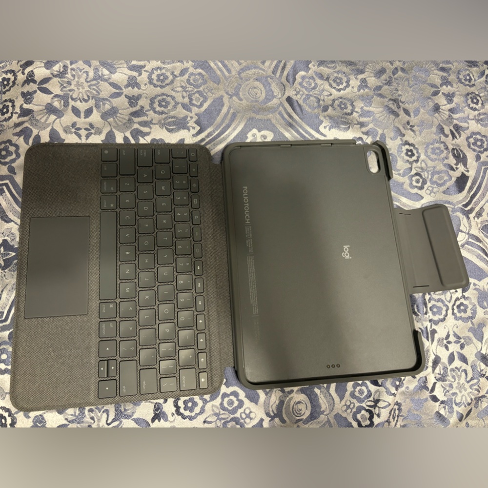 Logitech Folio Touch iPad Keyboard Case